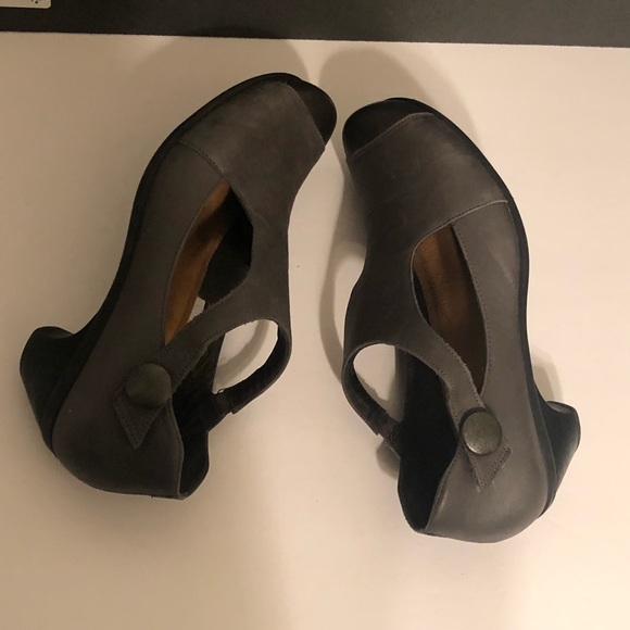 NAOT Womens Gray Mary Jane Strap Heel Sz 8 - Picture 5 of 9